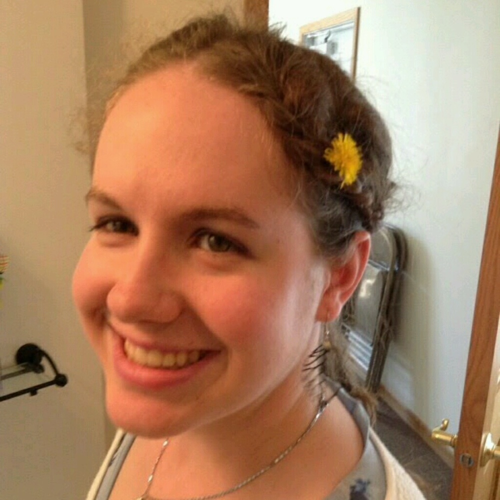 Meet your Posher, Hannah